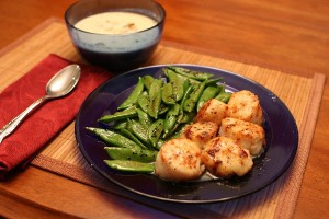 seared-scallops-with-snow-peas-and-orange_7025